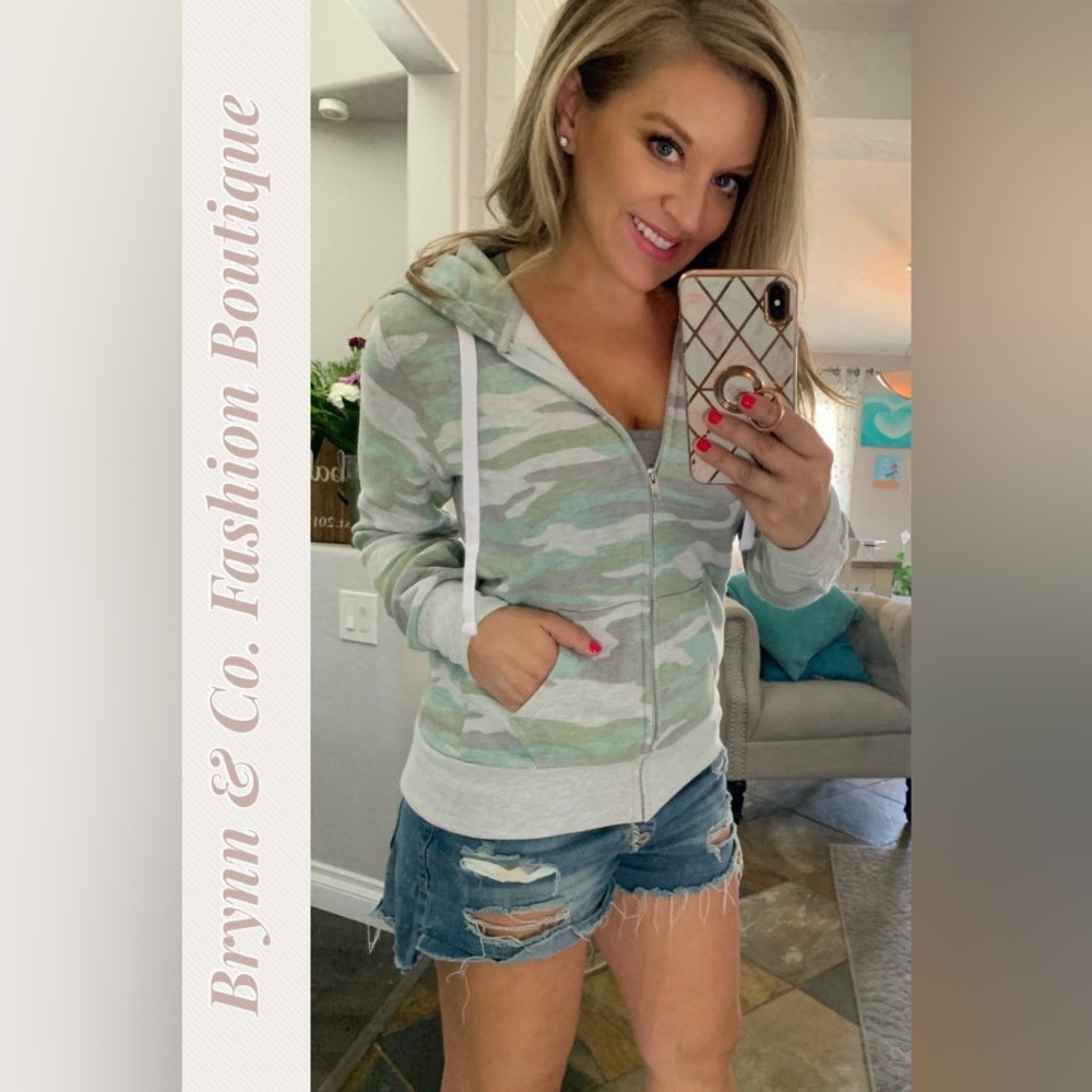 Women's Camo Hoodie